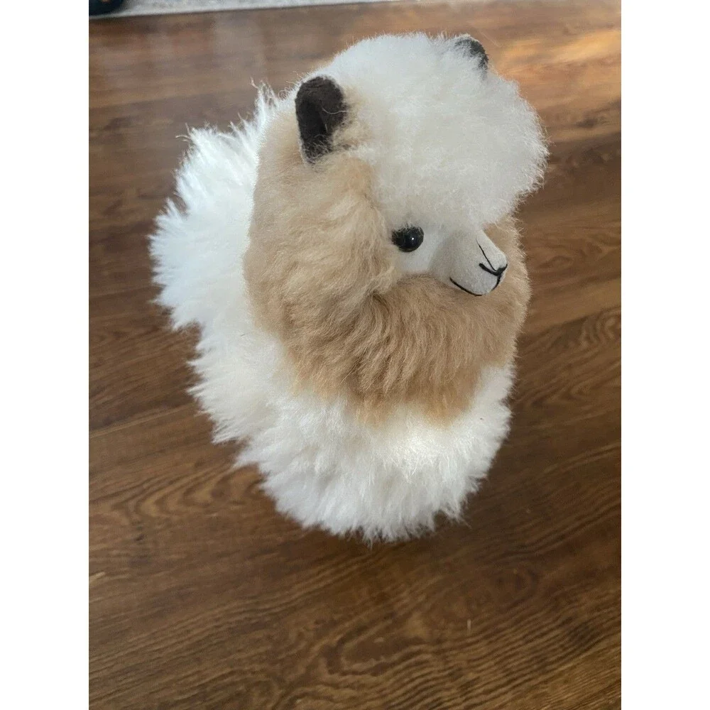 REAL Alpaca Llama Fur 9